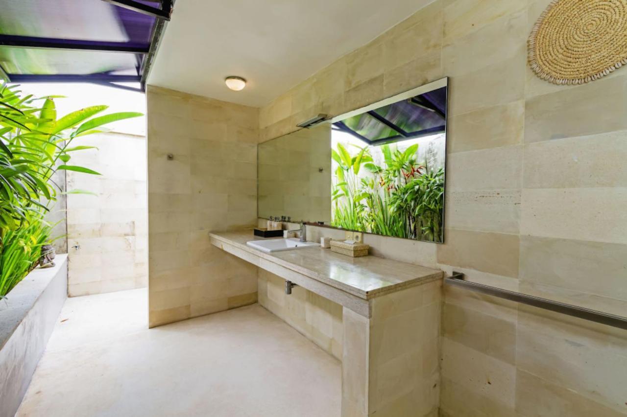 Villa Eindra Seminyak Exterior foto